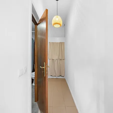 Houten Appartement Apúlia