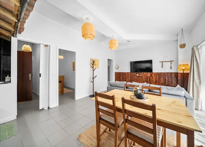 Houten Διαμέρισμα Apúlia